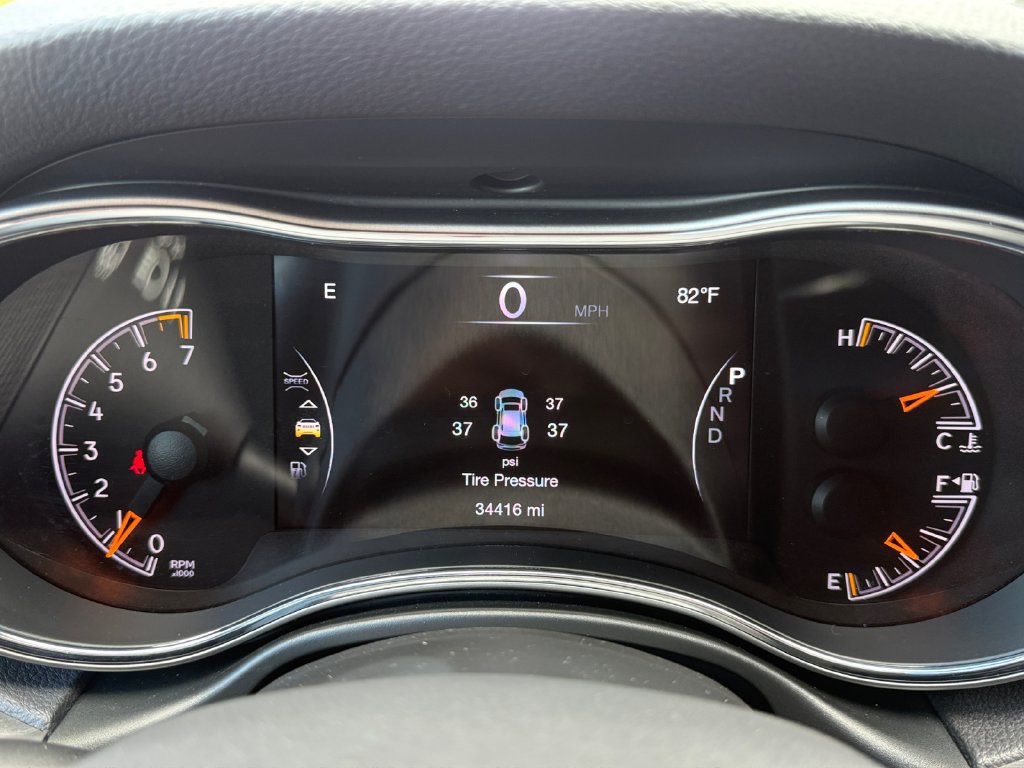 Used 2021 Jeep Grand Cherokee Laredo X AWD/4WD image 13