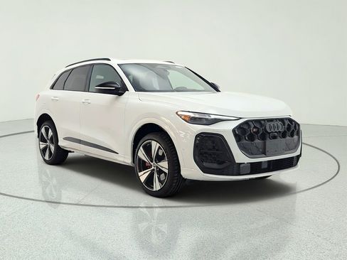New 2026 Audi SQ5 Premium Plus AWD/4WD image 3
