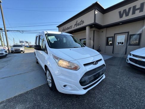Used 2016 Ford Transit Connect XLT image 6
