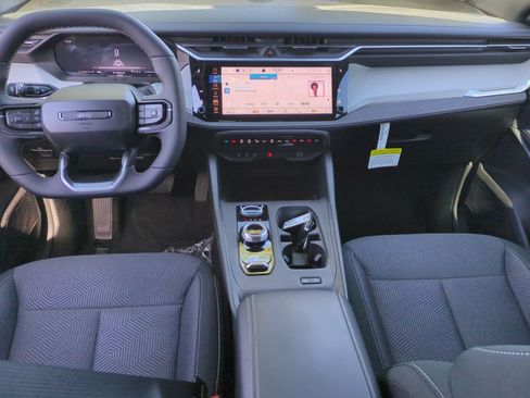 New 2026 Jeep Cherokee Laredo AWD/4WD image 20