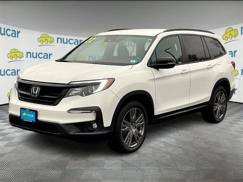 Used 2022 Honda Pilot Sport image 3