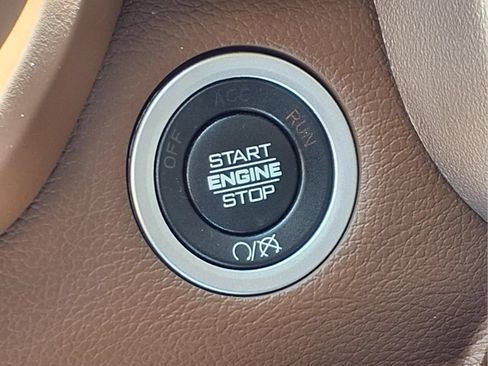 Used 2022 RAM 2500 Laramie AWD/4WD image 19