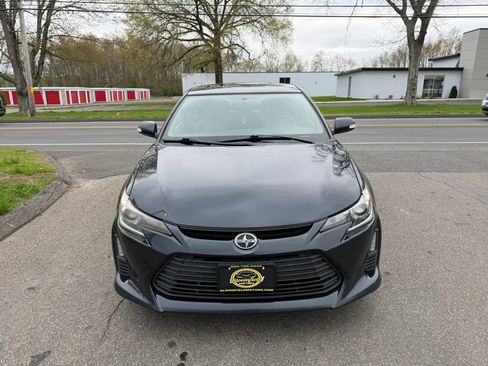 Used 2016 Scion tC image 2