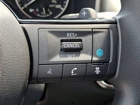 Used 2021 Nissan Rogue SV AWD/4WD image 20