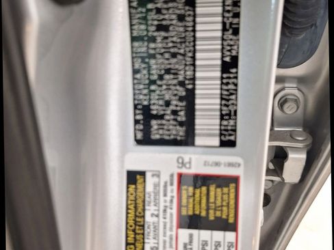 Used 2012 Toyota Camry LE image 12