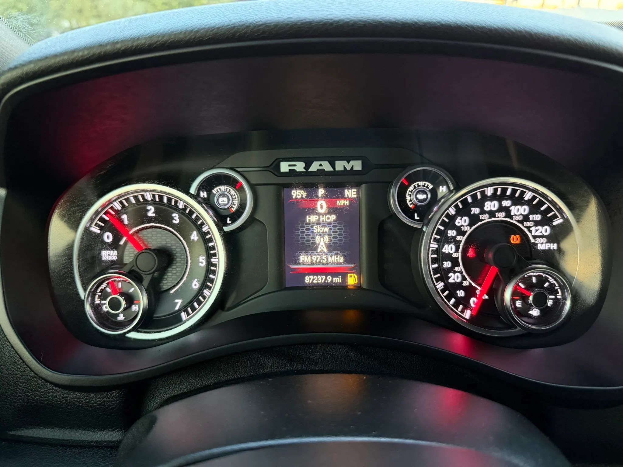 Used 2023 RAM 2500 Big Horn w/ Night Edition AWD/4WD image 17