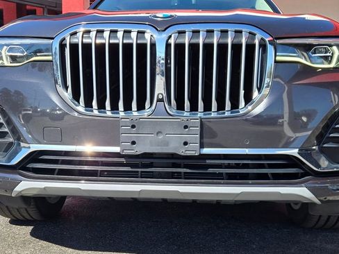 Used 2021 BMW X7 xDrive40i w/ Premium Package image 13