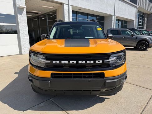 Used 2022 Ford Bronco Sport Outer Banks w/ Tech Package image 2