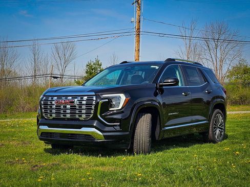 New 2026 GMC Terrain Denali AWD/4WD image 7