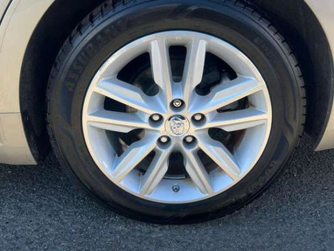Used 2015 Toyota Avalon XLE FWD image 13
