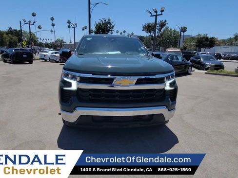 Certified 2025 Chevrolet Silverado 1500 LT RWD image 3