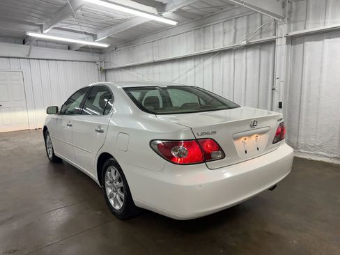 Used 2003 Lexus ES 330 ES 300 Sedan 4D image 9