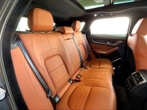 Used 2025 Jaguar F-PACE R-Dynamic S image 32