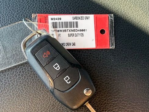 Used 2022 Ford F250 Lariat w/ FX4 Off-Road Package image 57