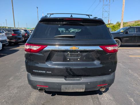 Used 2020 Chevrolet Traverse LT w/ LPO, Floor Liner Package AWD/4WD image 6