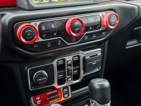 Used 2021 Jeep Gladiator Rubicon image 30