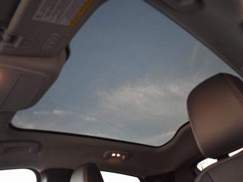 Used 2025 Ford Mustang Mach-E Premium image 37