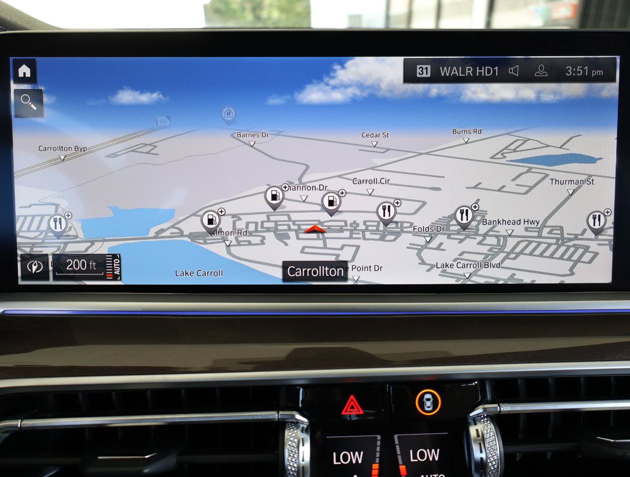 Used 2022 BMW X5 xDrive40i w/ M Sport Package AWD/4WD image 49