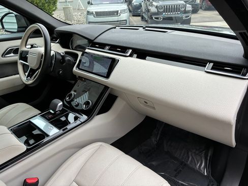 Used 2022 Land Rover Range Rover Velar R-Dynamic S AWD/4WD image 31