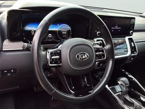 Used 2021 Kia Sorento SX Prestige AWD/4WD image 17