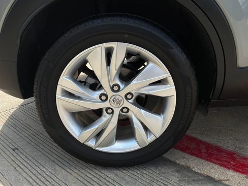 Used 2025 Buick Encore GX Preferred FWD image 9