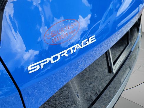 New 2026 Kia Sportage SX image 7