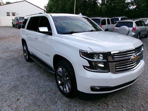 Used 2016 Chevrolet Tahoe LTZ AWD/4WD image 11