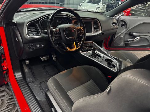 Used 2020 Dodge Challenger R/T Scat Pack image 34