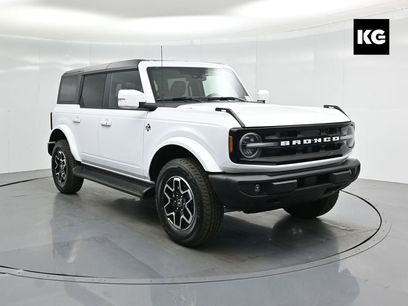 New 2025 Ford Bronco Outer Banks