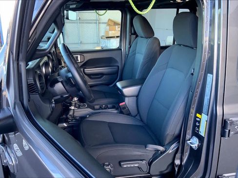 Used 2021 Jeep Wrangler Unlimited Sport w/ Sun And Sound Package image 8