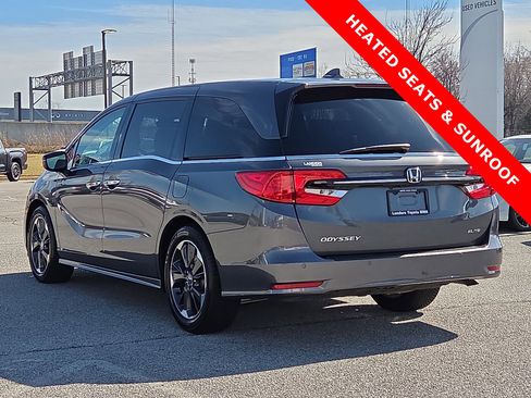 Used 2024 Honda Odyssey Elite image 4
