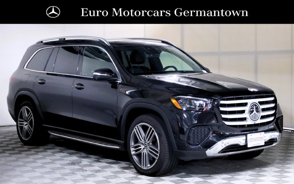 Used 2025 Mercedes-Benz GLS 450 4MATIC image 1