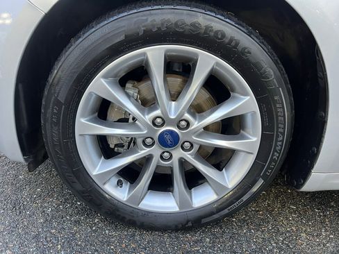 Used 2017 Ford Fusion SE image 14