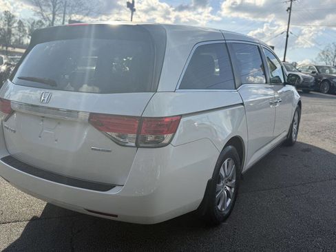 Used 2016 Honda Odyssey SE image 6