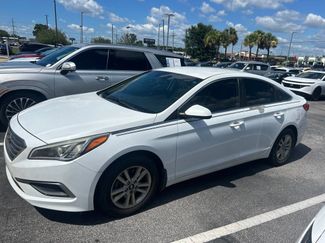 Used 2016 Hyundai Sonata SE FWD video 1