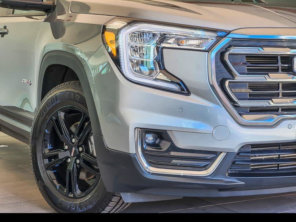 Used 2023 GMC Terrain AT4 w/ Infotainment Package II AWD/4WD image 4