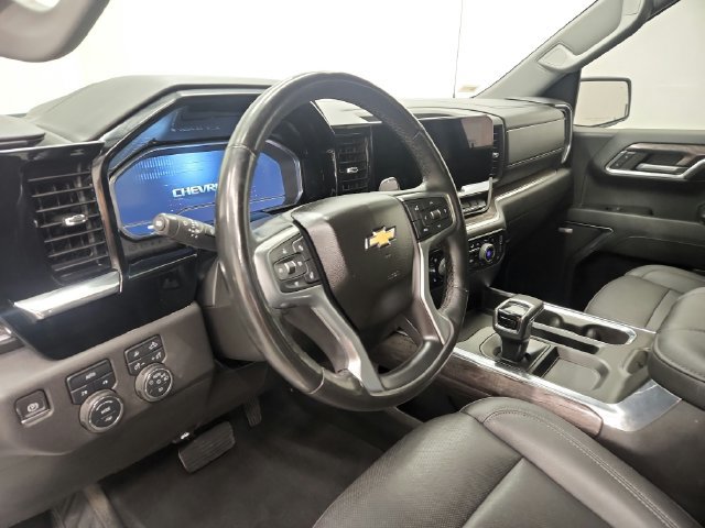 Used 2023 Chevrolet Silverado 1500 LTZ AWD/4WD image 13
