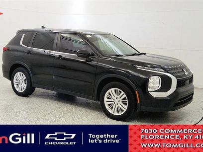 Used 2023 Mitsubishi Outlander ES