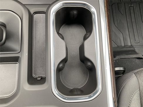 New 2026 GMC Sierra 1500 Elevation image 25