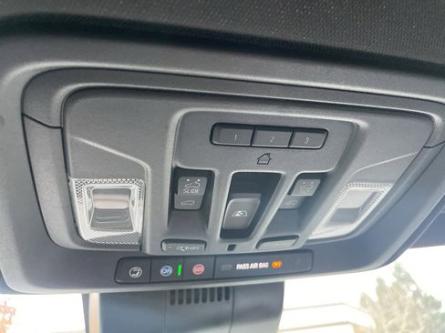 Used 2023 GMC Sierra 1500 AT4 w/ Technology Package image 39