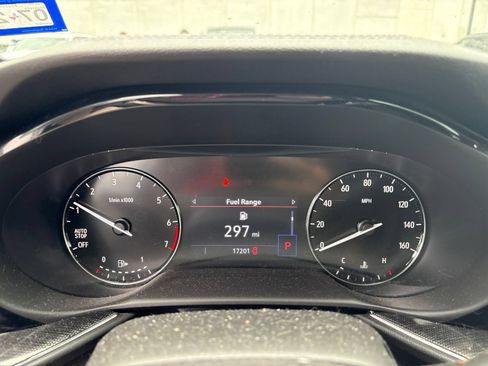 Used 2023 Buick Envision Preferred FWD image 7