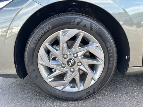 Certified 2024 Hyundai Elantra SEL FWD image 24