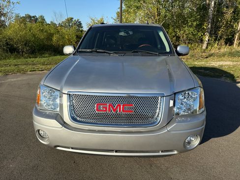 Used 2006 GMC Envoy Denali image 2