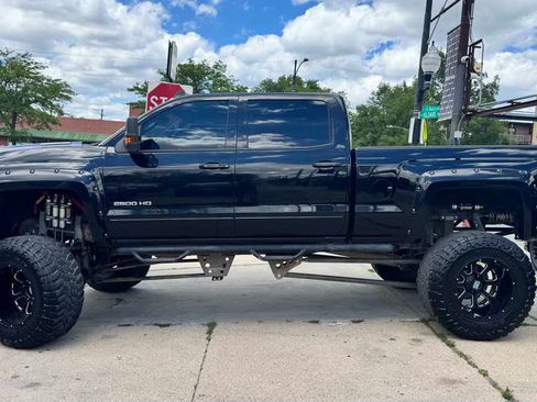 Used 2015 Chevrolet Silverado 2500 LT w/ LT Convenience Package AWD/4WD image 3