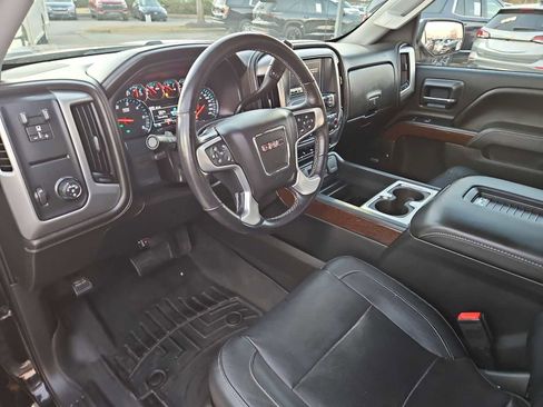 Used 2018 GMC Sierra 1500 SLT w/ Enhanced Driver Alert Package image 10