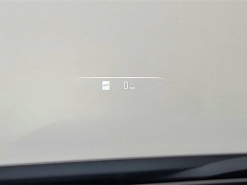 Used 2025 BMW 540i xDrive image 40