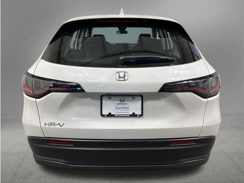 Certified 2024 Honda HR-V LX image 4