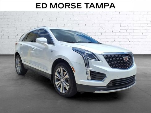Certified 2024 Cadillac XT5 Premium Luxury FWD image 5