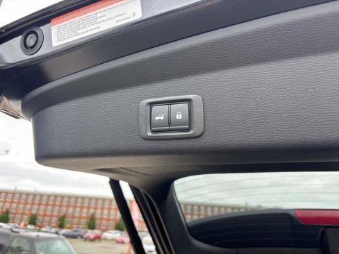 New 2025 Mitsubishi Outlander AWD image 5