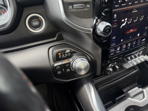 Used 2021 RAM 1500 Laramie w/ Sport Appearance Package AWD/4WD image 27